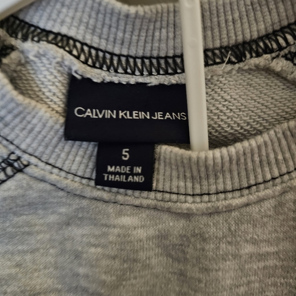 Calvin Klein Gray and Black Kids Outfit - Picture 6 of 9